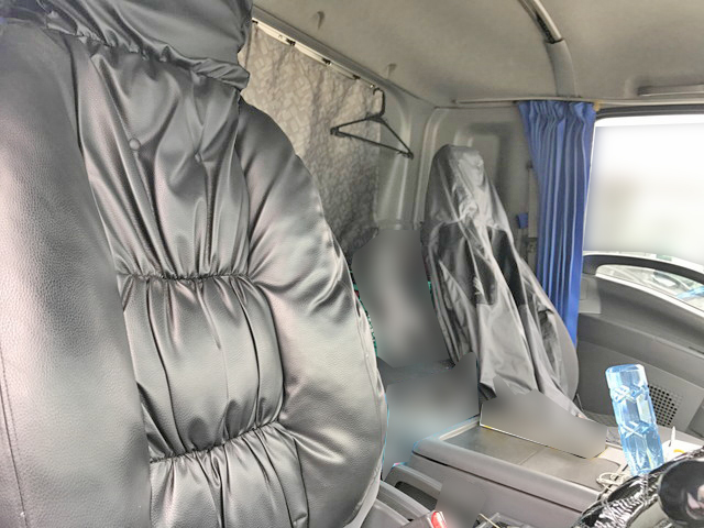 いすゞフォワード冷凍車（冷蔵車）中型（4t）[写真23]