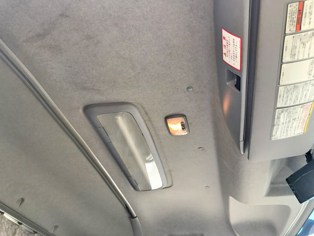 いすゞフォワード冷凍車（冷蔵車）中型（4t）[写真24]