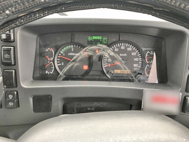 いすゞフォワード冷凍車（冷蔵車）中型（4t）[写真26]