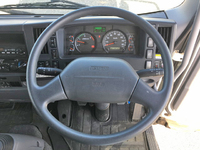 いすゞフォワードアルミウイング中型（4t）[写真35]