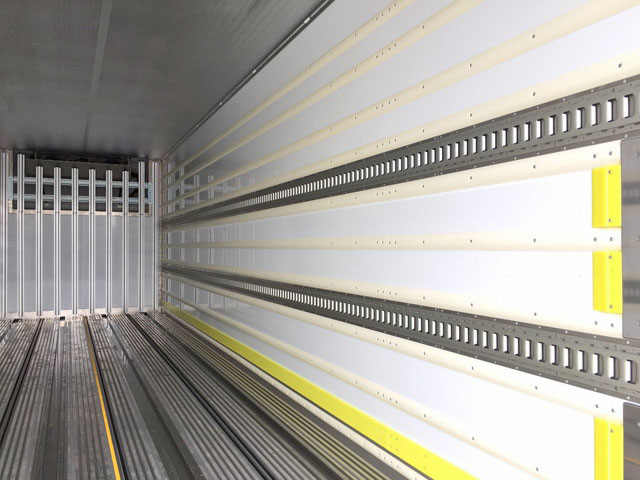 日野プロフィア冷凍車（冷蔵車）大型（10t）[写真12]