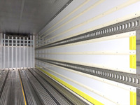 日野プロフィア冷凍車（冷蔵車）大型（10t）[写真12]