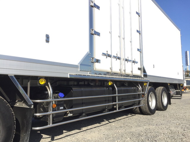 日野プロフィア冷凍車（冷蔵車）大型（10t）[写真20]