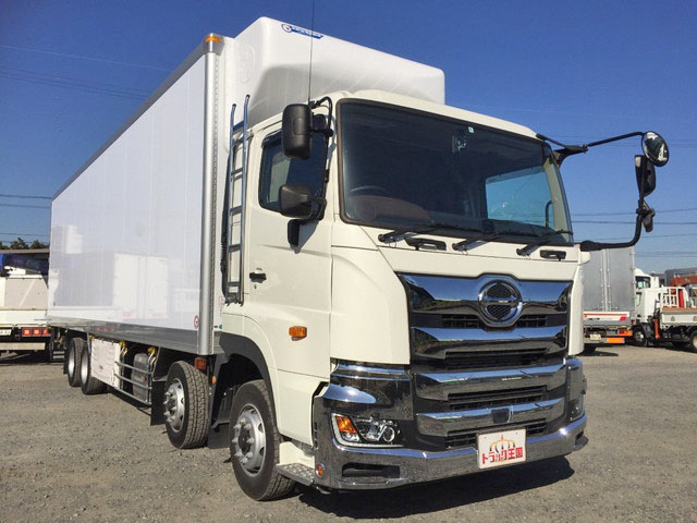 日野プロフィア冷凍車（冷蔵車）大型（10t）[写真03]