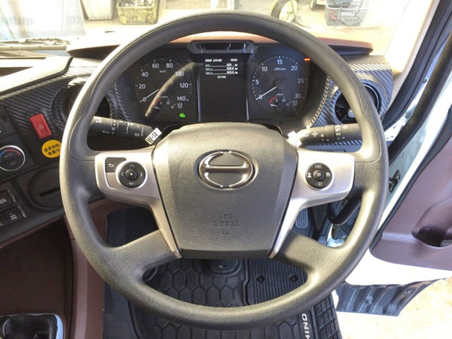 日野プロフィア冷凍車（冷蔵車）大型（10t）[写真36]