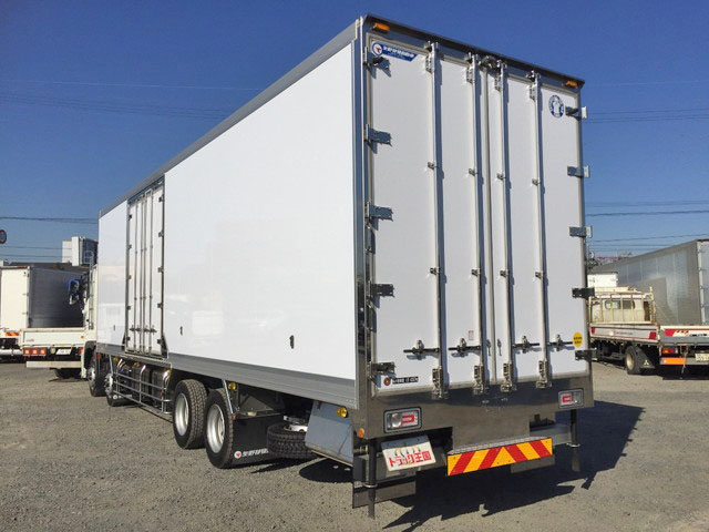 日野プロフィア冷凍車（冷蔵車）大型（10t）[写真04]