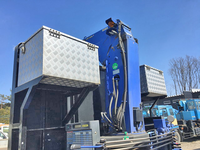 いすゞフォワードクレーン4段増トン（6t・8t）[写真17]