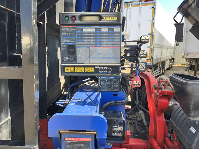 いすゞフォワードクレーン4段増トン（6t・8t）[写真19]