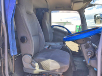 いすゞフォワードクレーン4段増トン（6t・8t）[写真31]