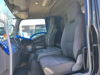 いすゞフォワードクレーン4段増トン（6t・8t）[写真33]