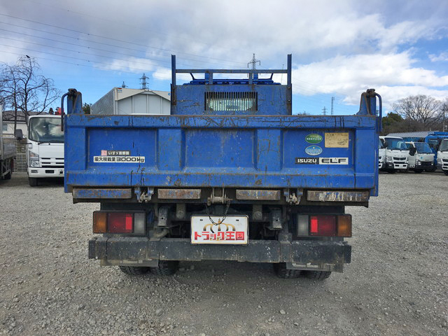 いすゞエルフダンプ小型（2t・3t）[写真10]