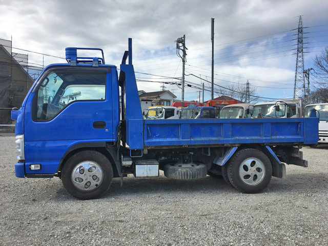 いすゞエルフダンプ小型（2t・3t）[写真05]