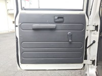 マツダタイタンダブルキャブ（Wキャブ）小型（2t・3t）[写真21]