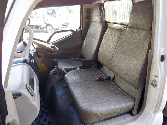 日野デュトロダンプ小型（2t・3t）[写真33]