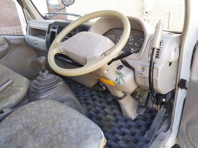 日野デュトロダンプ小型（2t・3t）[写真35]