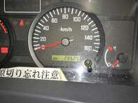 いすゞエルフパネルバン小型（2t・3t）[写真24]