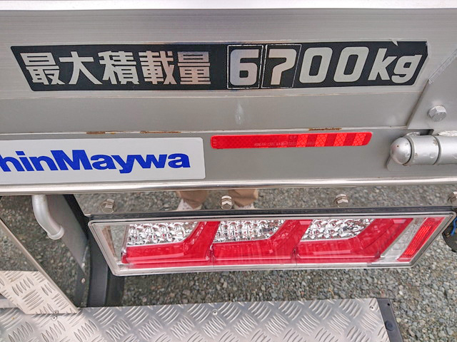 三菱ふそうファイタークレーン4段増トン（6t・8t）[写真12]