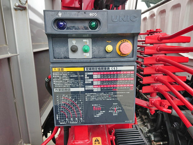 三菱ふそうファイタークレーン4段増トン（6t・8t）[写真16]