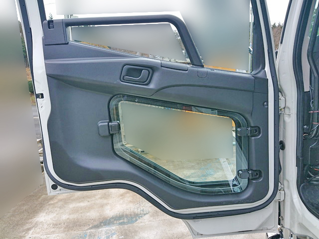 三菱ふそうファイタークレーン4段増トン（6t・8t）[写真27]