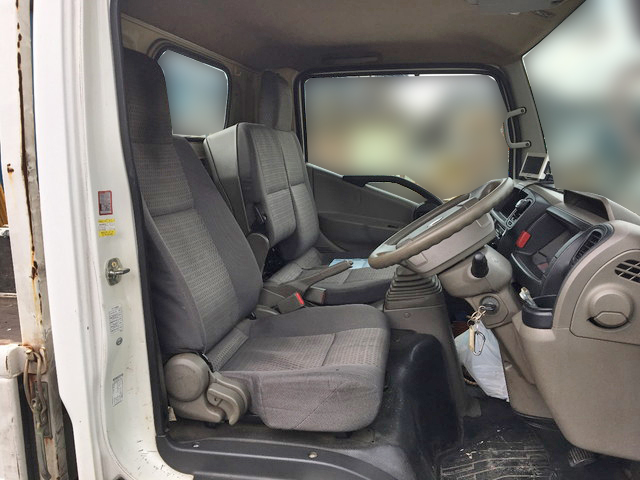 日産アトラス平ボディ小型（2t・3t）[写真19]