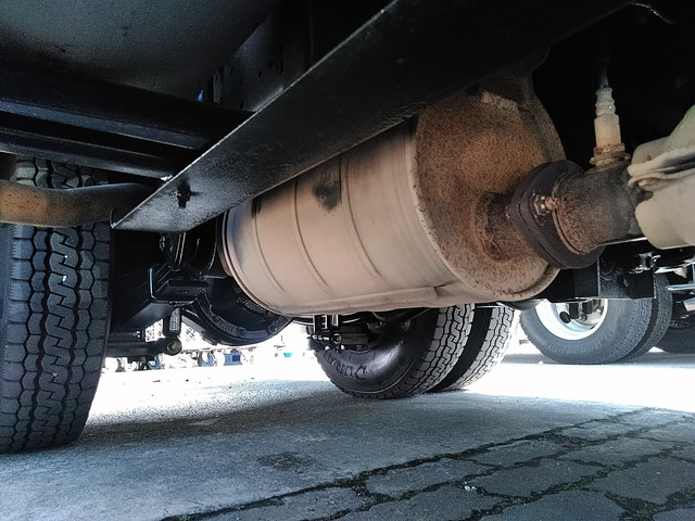 日野デュトロパッカー車（塵芥車）小型（2t・3t）[写真18]