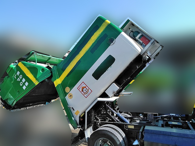 日野デュトロパッカー車（塵芥車）小型（2t・3t）[写真06]