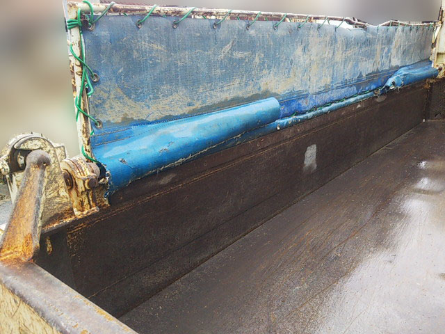 日野デュトロ三転ダンプ小型（2t・3t）[写真08]