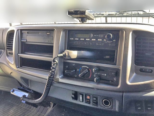 日野レンジャーアルミウイング中型（4t）[写真16]