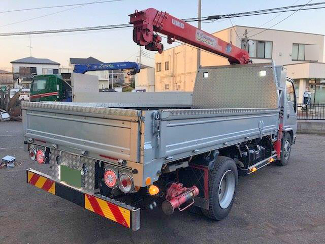 いすゞエルフユニック4段小型（2t・3t）[写真02]