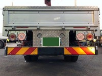 いすゞエルフユニック4段小型（2t・3t）[写真07]