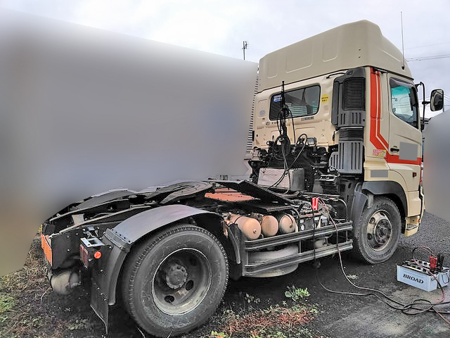 日野プロフィアトレーラーヘッド（トラクターヘッド）大型（10t）[写真02]