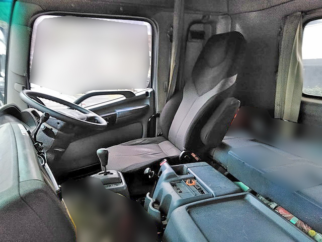 日野プロフィアトレーラーヘッド（トラクターヘッド）大型（10t）[写真23]