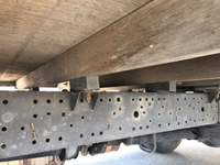 いすゞエルフ平ボディ小型（2t・3t）[写真18]