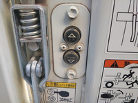 三菱ふそうキャンター平ボディ小型（2t・3t）[写真12]