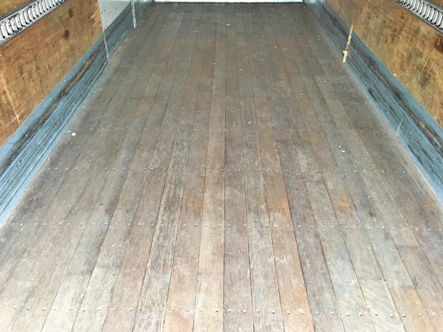 UDトラックスコンドルアルミバン中型（4t）[写真09]