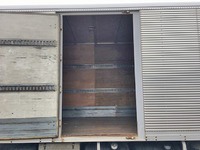 UDトラックスコンドルアルミバン中型（4t）[写真14]