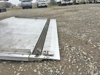 UDトラックスコンドルアルミバン中型（4t）[写真16]