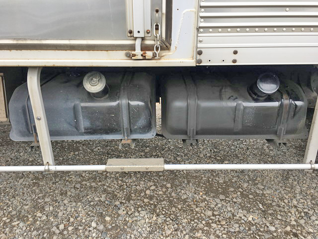 UDトラックスコンドルアルミバン中型（4t）[写真19]