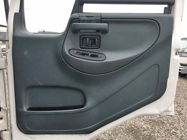 UDトラックスコンドルアルミバン中型（4t）[写真27]