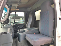 UDトラックスコンドルアルミバン中型（4t）[写真31]