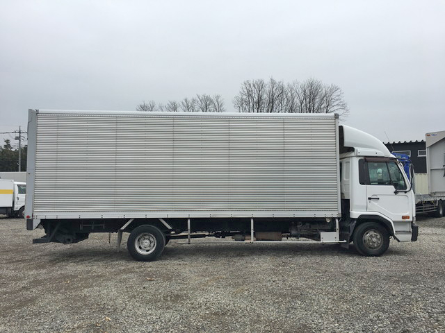 UDトラックスコンドルアルミバン中型（4t）[写真04]