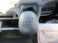 三菱ふそうキャンター平ボディ小型（2t・3t）[写真10]