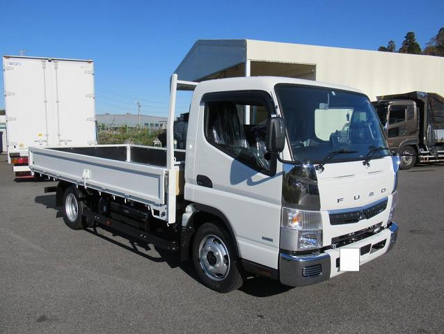 三菱ふそうキャンター平ボディ小型（2t・3t）[写真02]