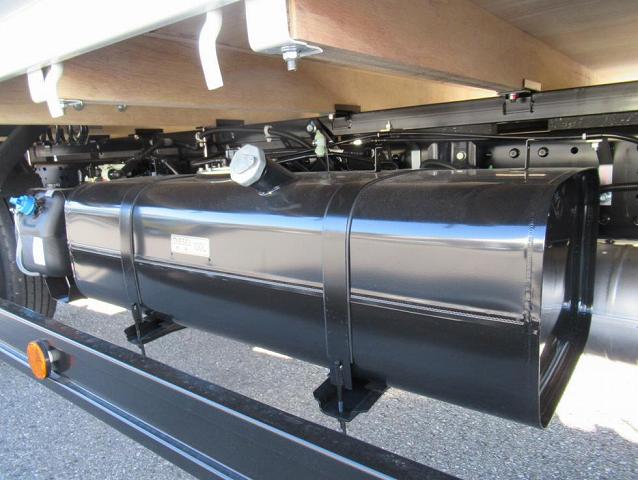 三菱ふそうキャンター平ボディ小型（2t・3t）[写真33]