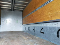 いすゞフォワードアルミウイング中型（4t）[写真11]