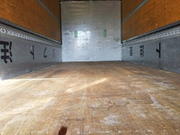 いすゞフォワードアルミウイング中型（4t）[写真13]