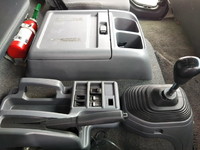 いすゞフォワードアルミウイング中型（4t）[写真36]