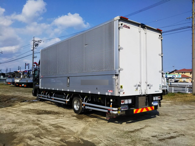 いすゞフォワードアルミウイング中型（4t）[写真04]