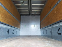 いすゞフォワードアルミウイング中型（4t）[写真09]