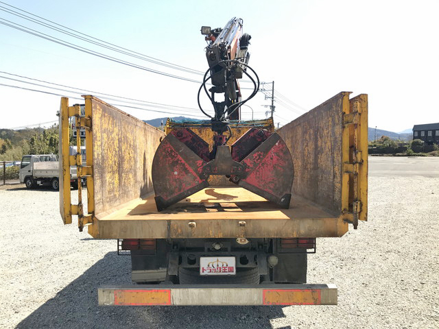 UDトラックスコンドルダンプ・クレーン付中型（4t）[写真12]